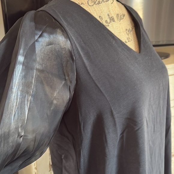 Easel black v-neck sheer shiny 3/4 sleeve mixed media rounded hem blouse shirt - Picture 3 of 16